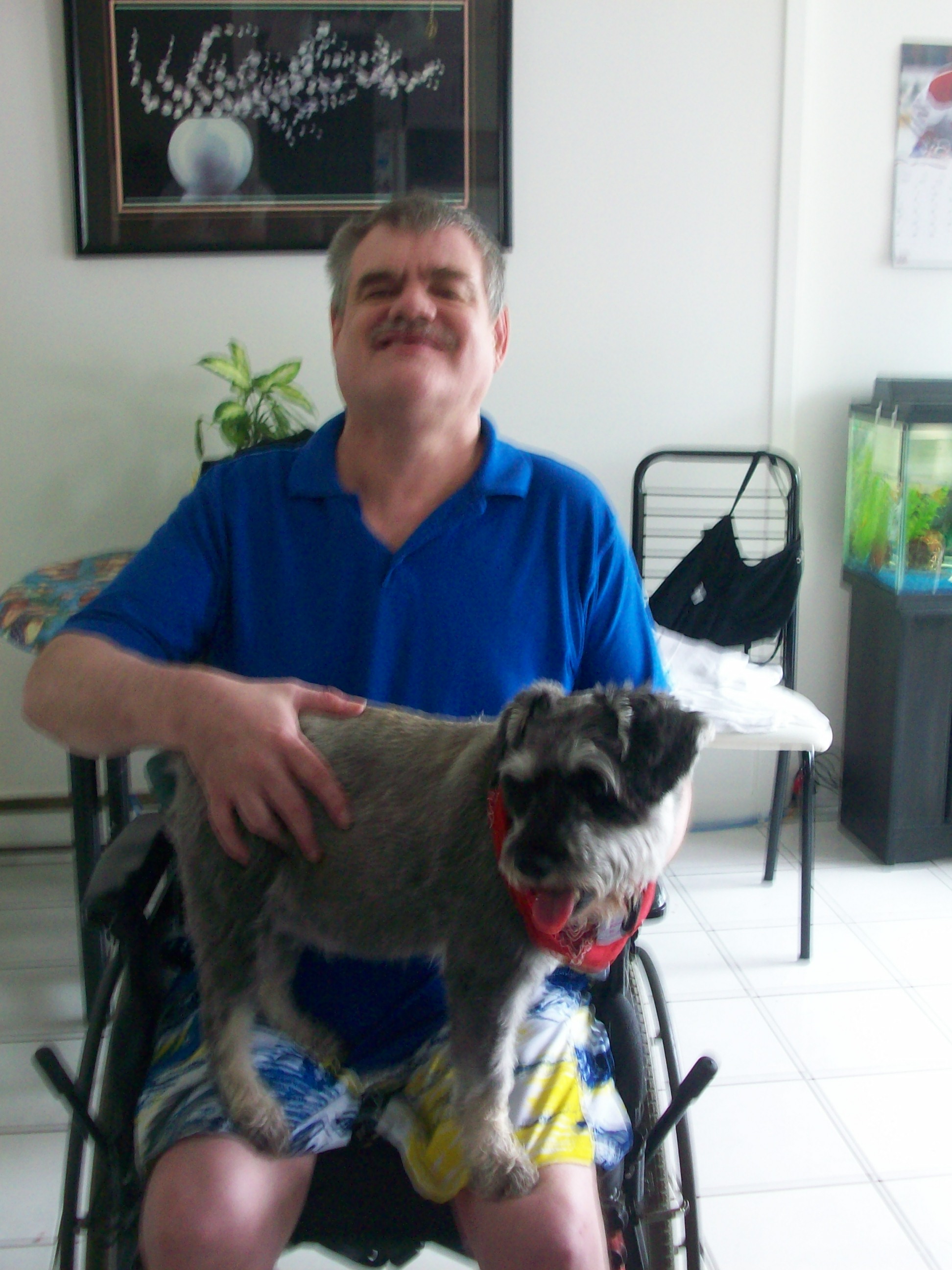 mon oncle et son nouveau chien