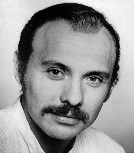 hector elizondo.jpg