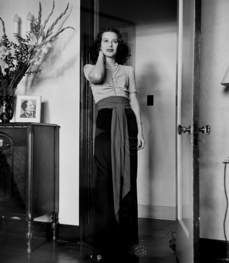 hedy lamarr3es.jpg