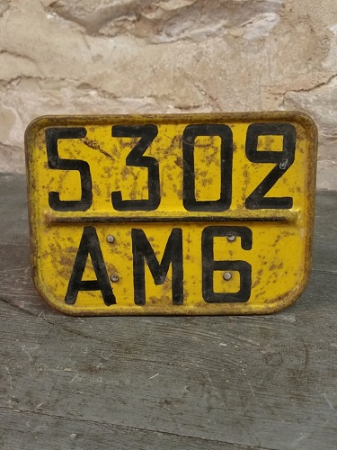 1-plaque-immatriculation-moto.jpg