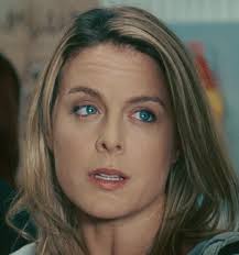 julie lebreton.jpg